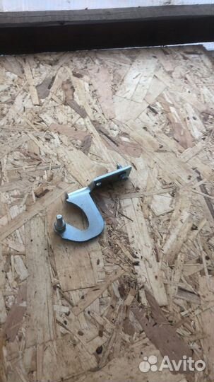 Верхняя петля двери холодильника Samsung