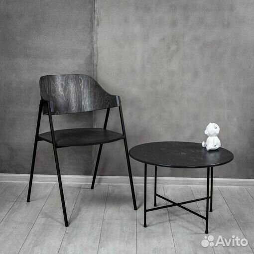 Журнальный столик