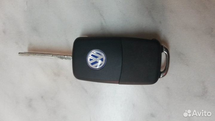 Ключ зажигания W фольцваген гольф 2009г