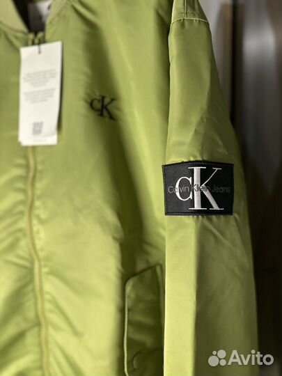 Бомбер Calvin Klein новый оригинал