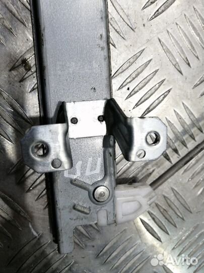 Стеклоподъемник передний правый Альмера G15