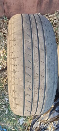 Bridgestone Playz PX-RV 215/55 R17