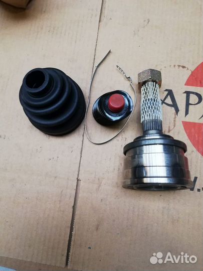 Шрус наружный Nissan Premiera 3921185E00