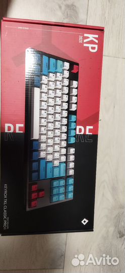 Механическая клавиатура red square