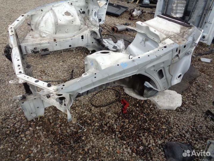 Лонжерон левый Toyota Altezza GXE10 1G-FE 2005/6