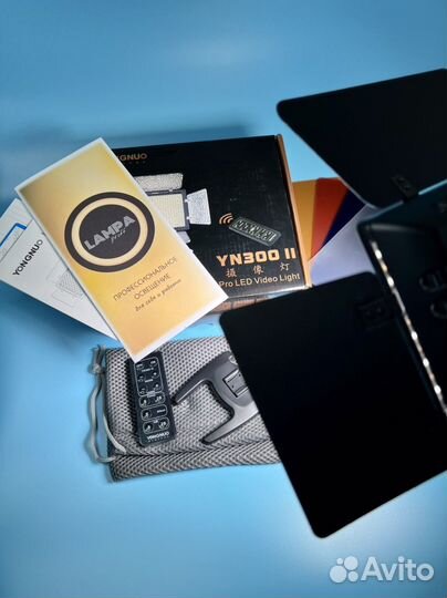 Видеосвет Yongnuo 300 + штатив