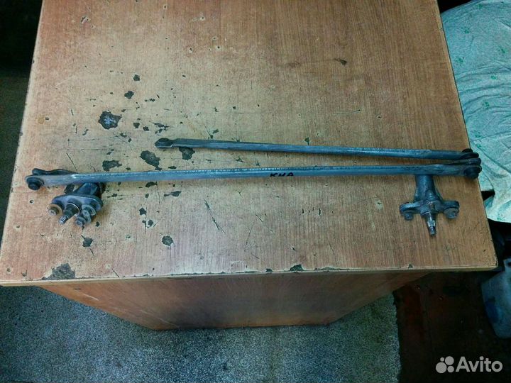 Киа Спортейдж 1 Трапеция передних дворников