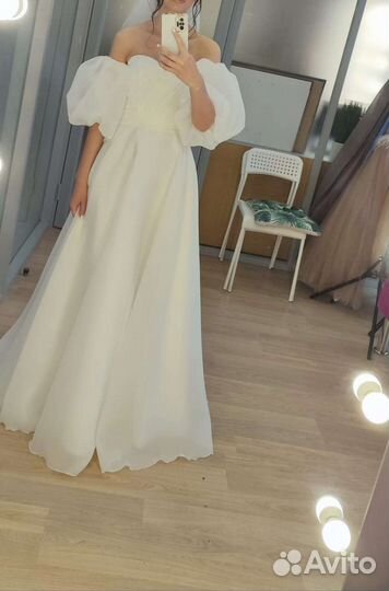 Свадебное платье