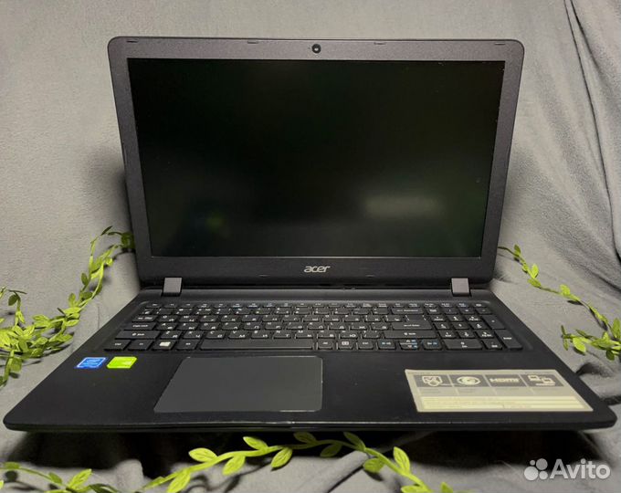 Ноутбук Acer Aspire ES1-532G