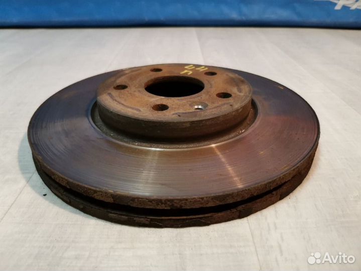 Диск тормозной передний Chevrolet Cruze 1.8 Z18XER