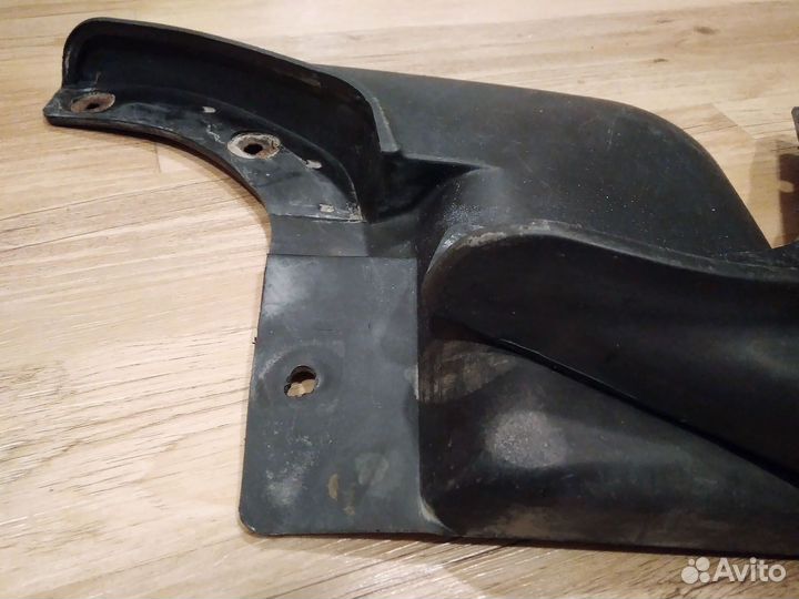 Брызговики передние Delica PD-8W