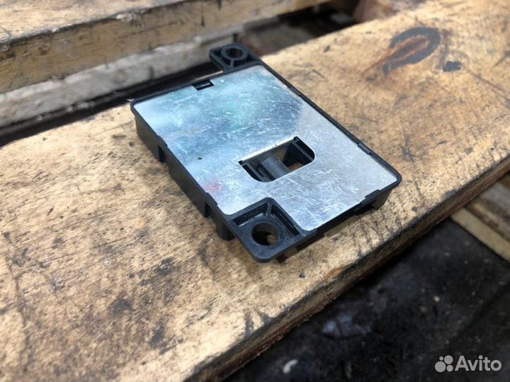 Антенна Bmw 5 E60 N52B30 2005