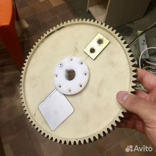 Шестерни детали из пластика