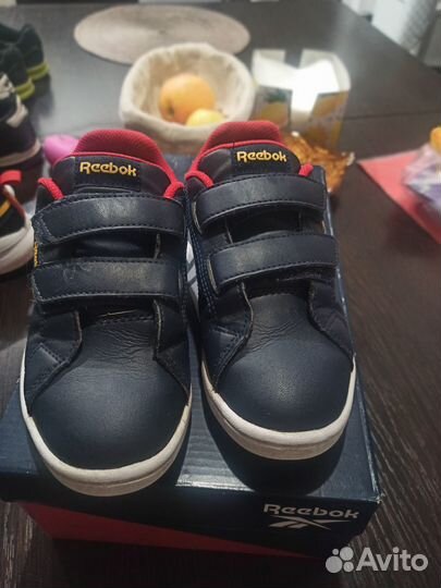 Продаю кроссовки