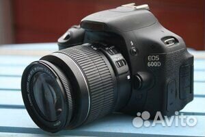 Зеркальный фотоаппарат canon