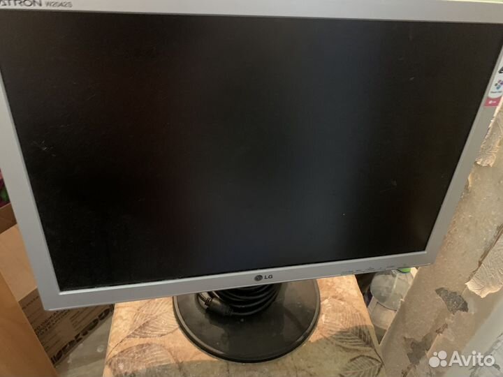Монитор LG