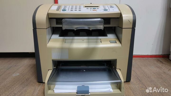 Лазерный принтер HP 3050