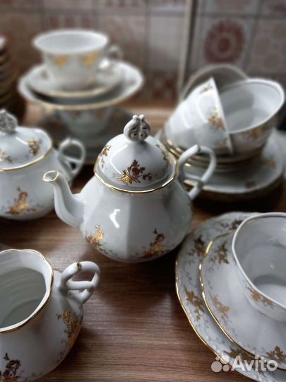 Набор столовой посуды новый