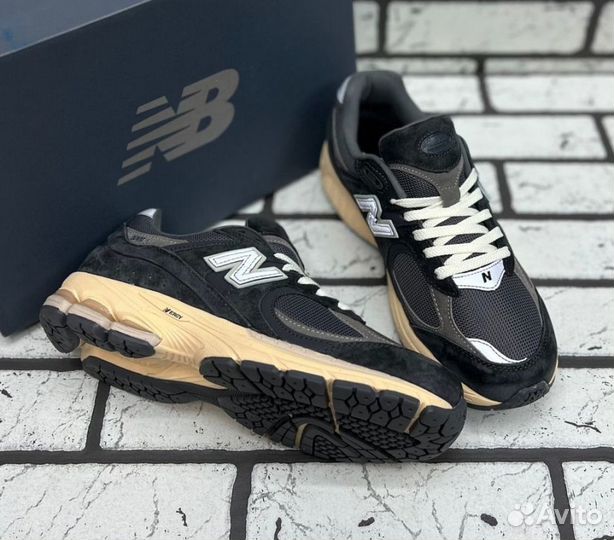 Кроссовки New Balance 2002R