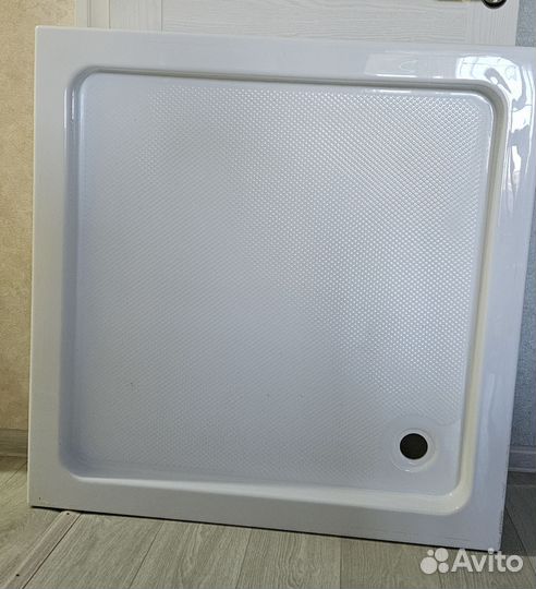 Душевой поддон 90х90 бу