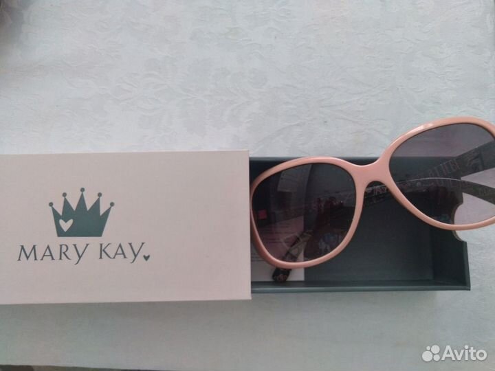 Очки солнцезащитные мк новые
