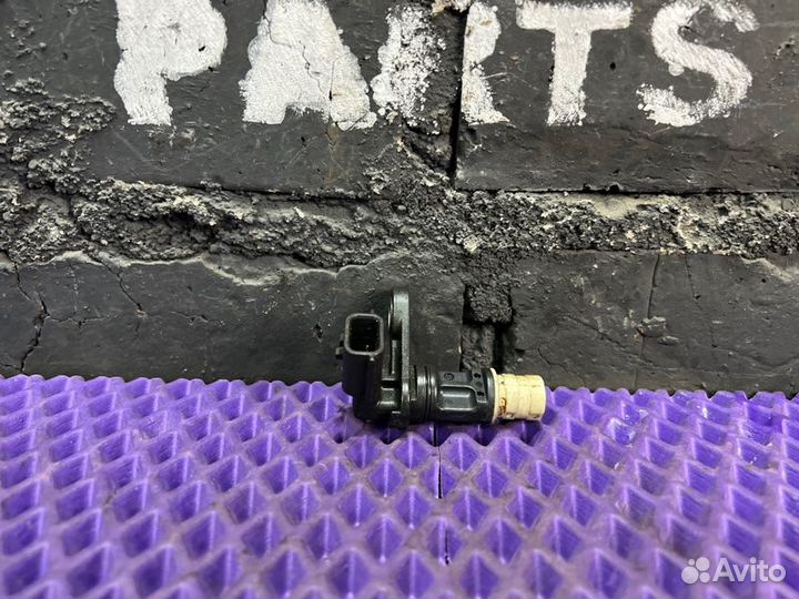 Датчик положения коленвала Nissan X-Trail