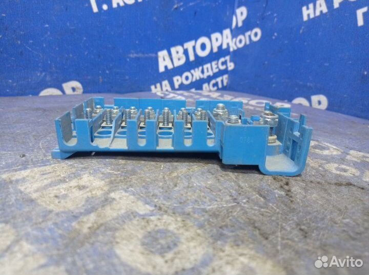 Блок предохранителей Bmw E53 кроссовер 2005