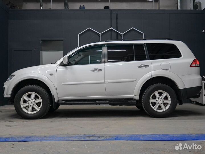 Mitsubishi Pajero Sport 2.5 AT, 2013, 194 000 км