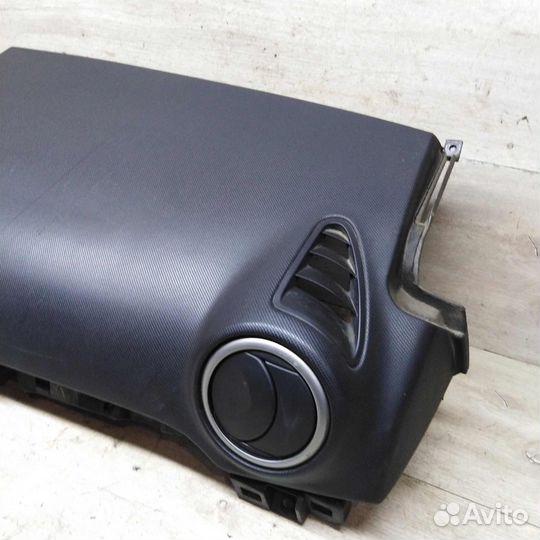 Торпедо с Airbag Mazda 3 BK царапина