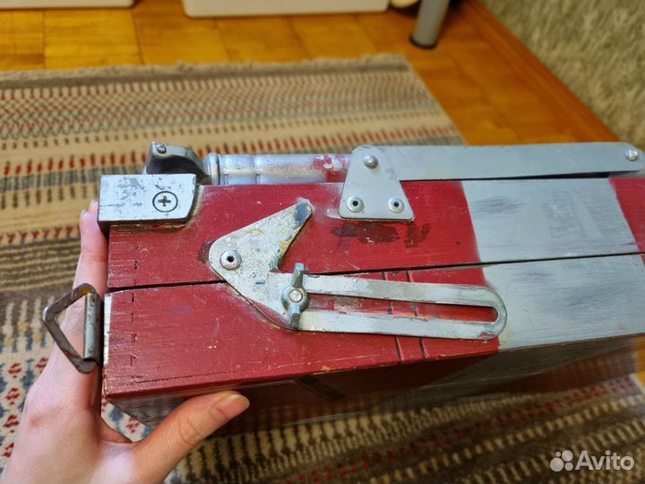 Этюдник (требует ремонта)