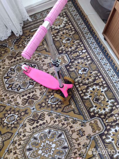 Самокат детский трехколесный