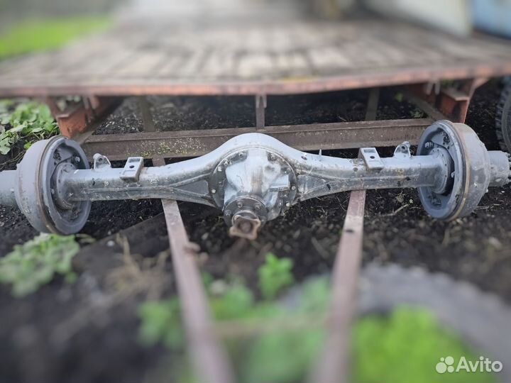 Задний мост на газ 66