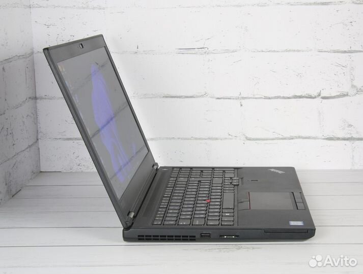 Lenovo ThinkPad P52 i7/32/256/P2000 4gb