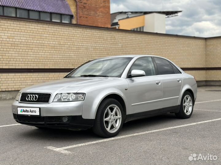 Audi A4 2.0 МТ, 2000, 257 171 км