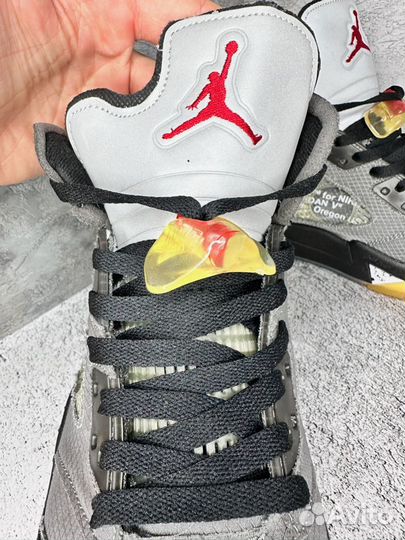 Nike air jordan 5 off white