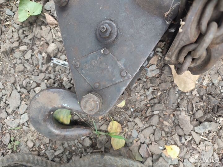 Лебедка ручная червячная