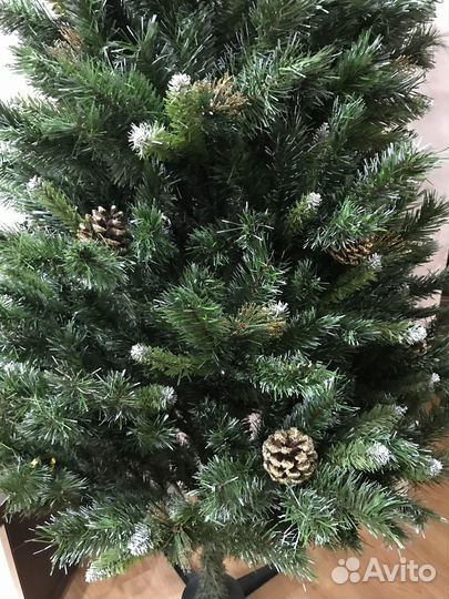 Продам искусственную елку