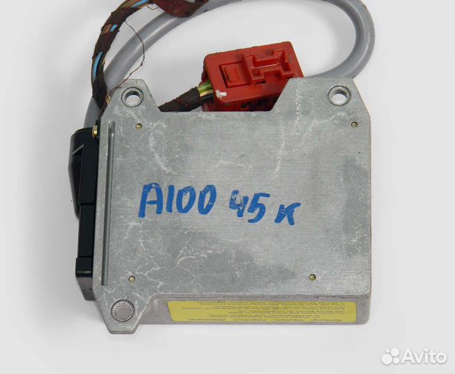 Блок управления Airbag Audi 100 C4 2.0