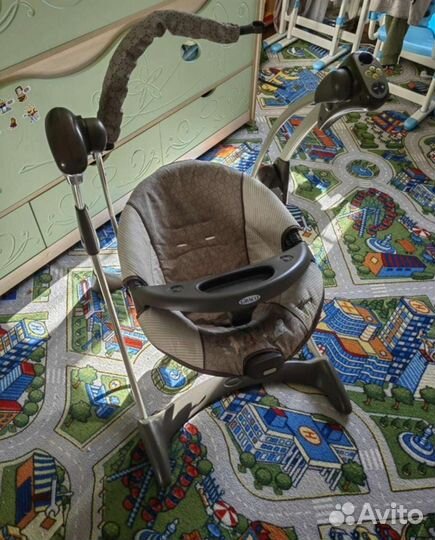 Детские электронные качели graco