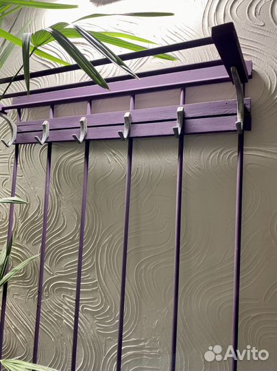 Вешалка настенная