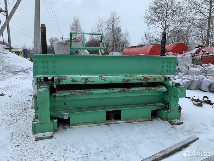 Пресс механический П - 1