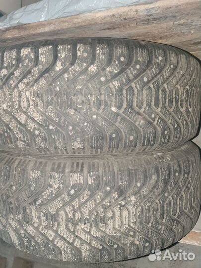 Goodyear UltraGrip Ice 225/60 R17