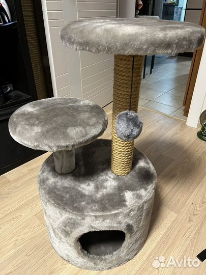 Бронь.Домик для кошки с когтеточкой