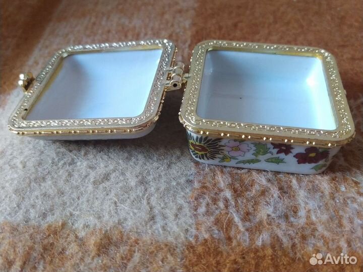 Шкатулка для украшений новая фарфор