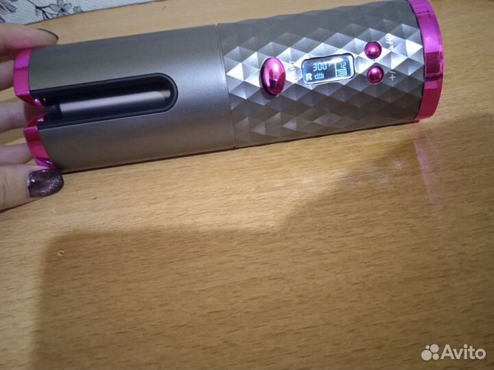 Плойка для завивки волос / Стайлер автоматический