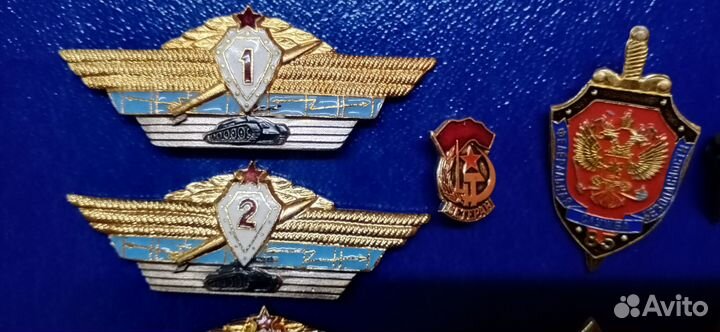 Значки СССР и РФ