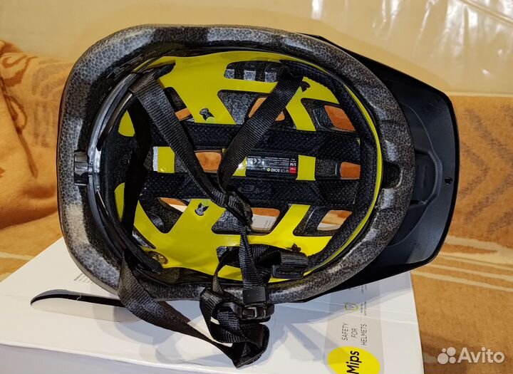 Велошлем MET Echo mips, S/M (52-57)