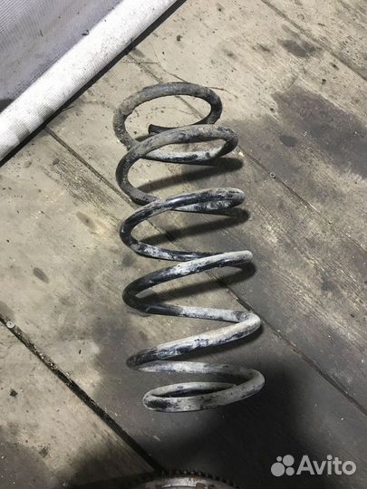 Пружина передняя Chevrolet Lanos