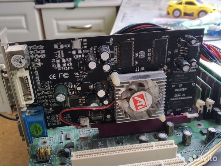 Комплект мать+celeron2.26ghz,ddr2gb,ati9600 128mb