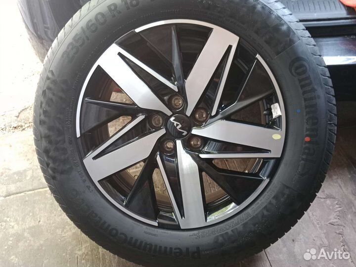 Новые оригинальные колеса r18. Kia, Hyundai